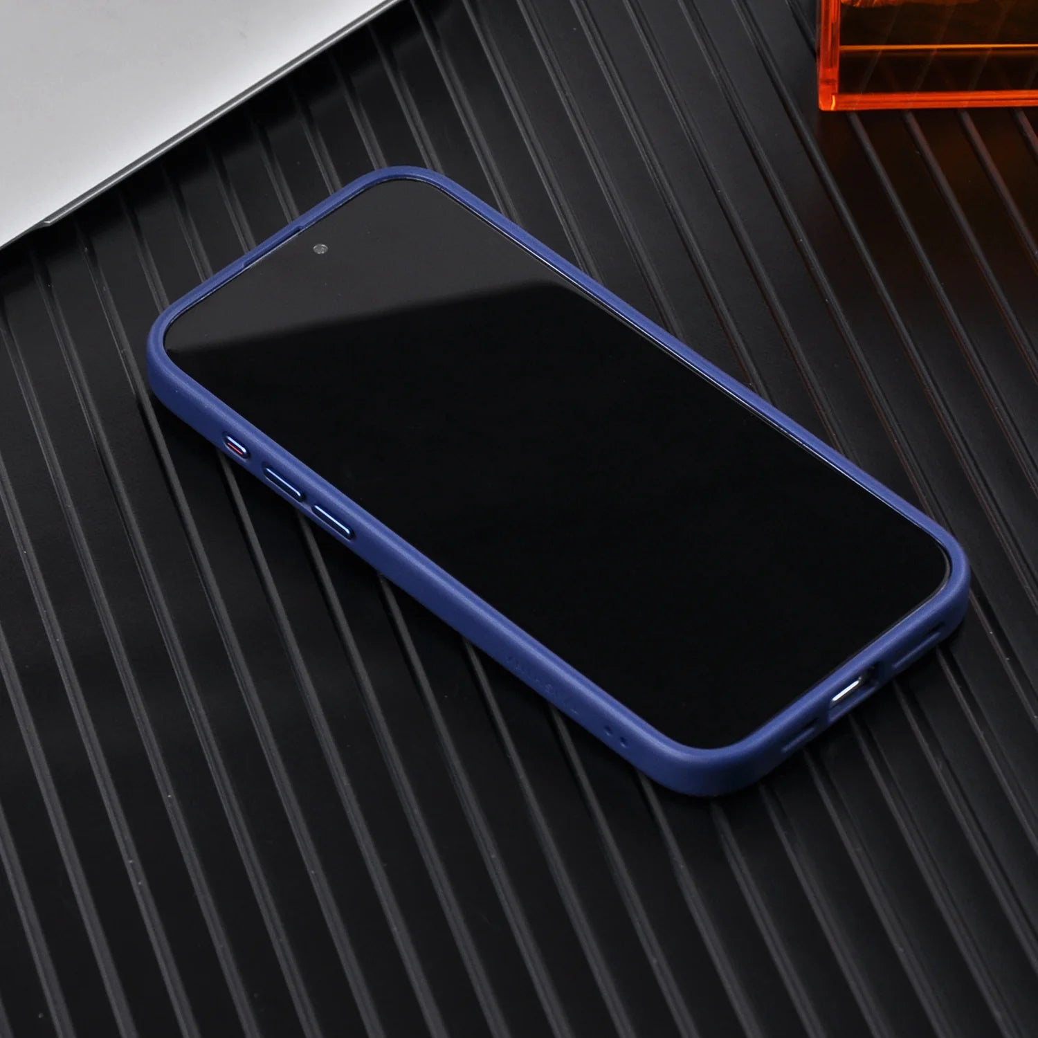 iPhone 16 Pro Max – Wings Magnetic Case