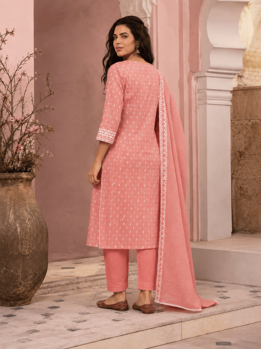 Gulrooh Peach Embroidered Dupatta Set