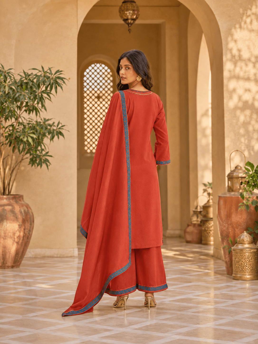 Riwaayat Rust Dupatta Set