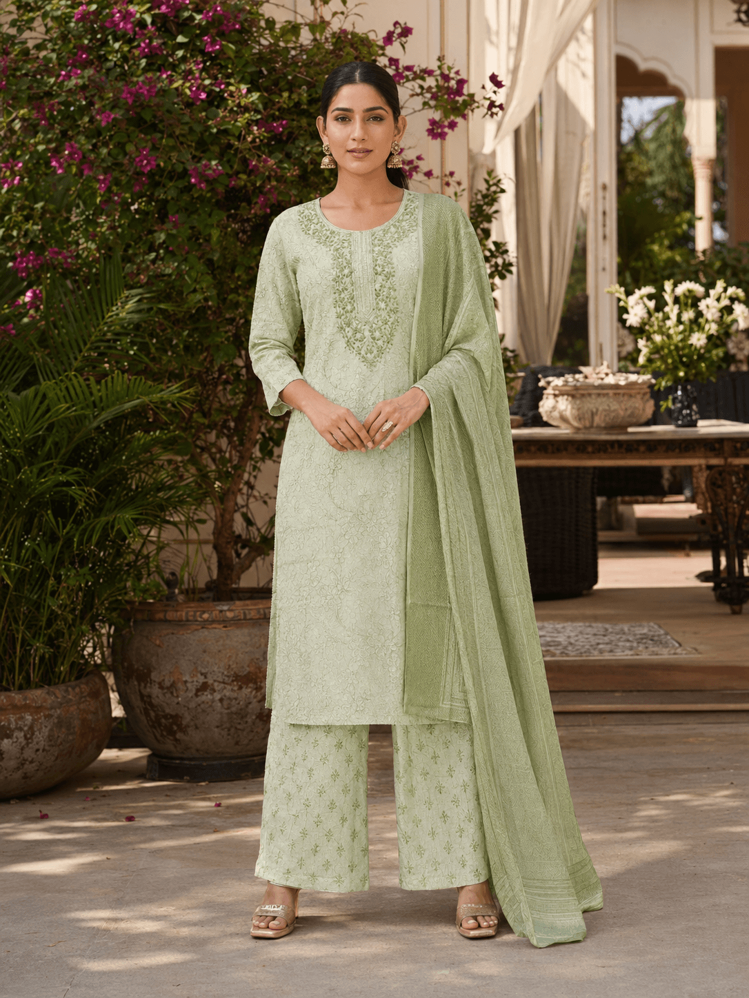 Pista Noor Embroidered Dupatta Set