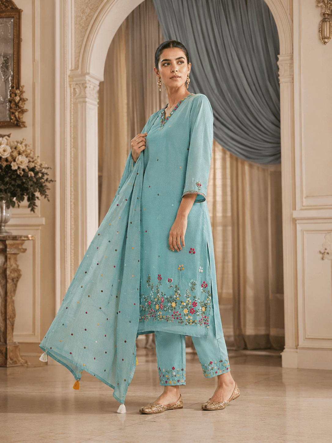 Aqua Gulzar Embroidered Dupatta Set