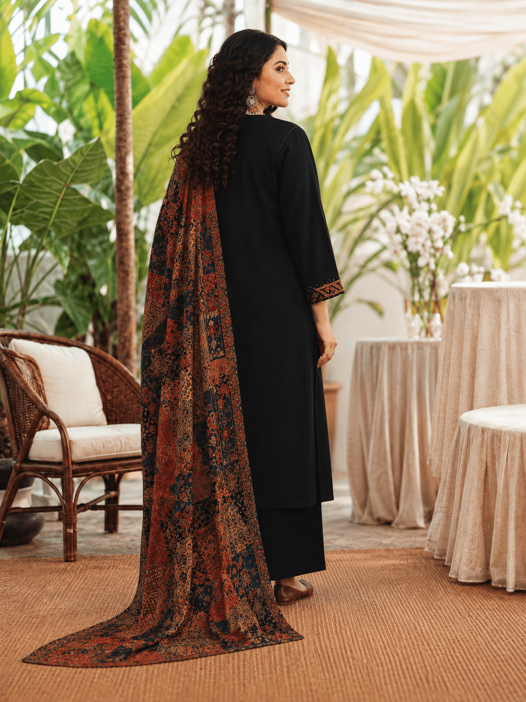 Noir Heritage Dupatta Set