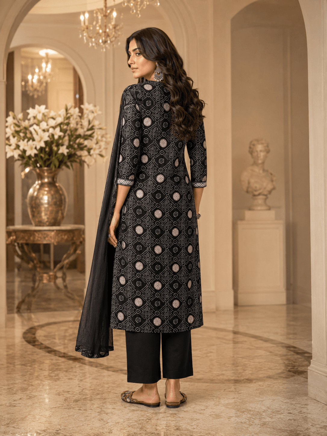 Noir Matrix Dupatta Set