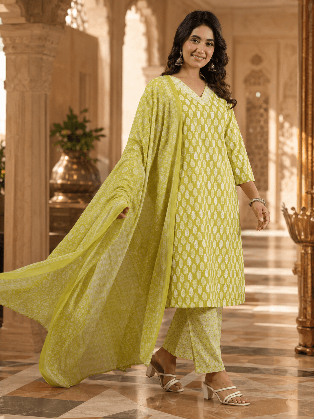 Lime Breeze Printed Dupatta Set