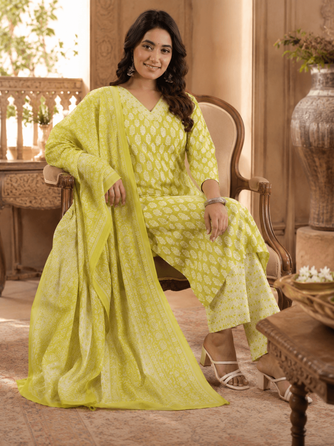 Lime Breeze Printed Dupatta Set