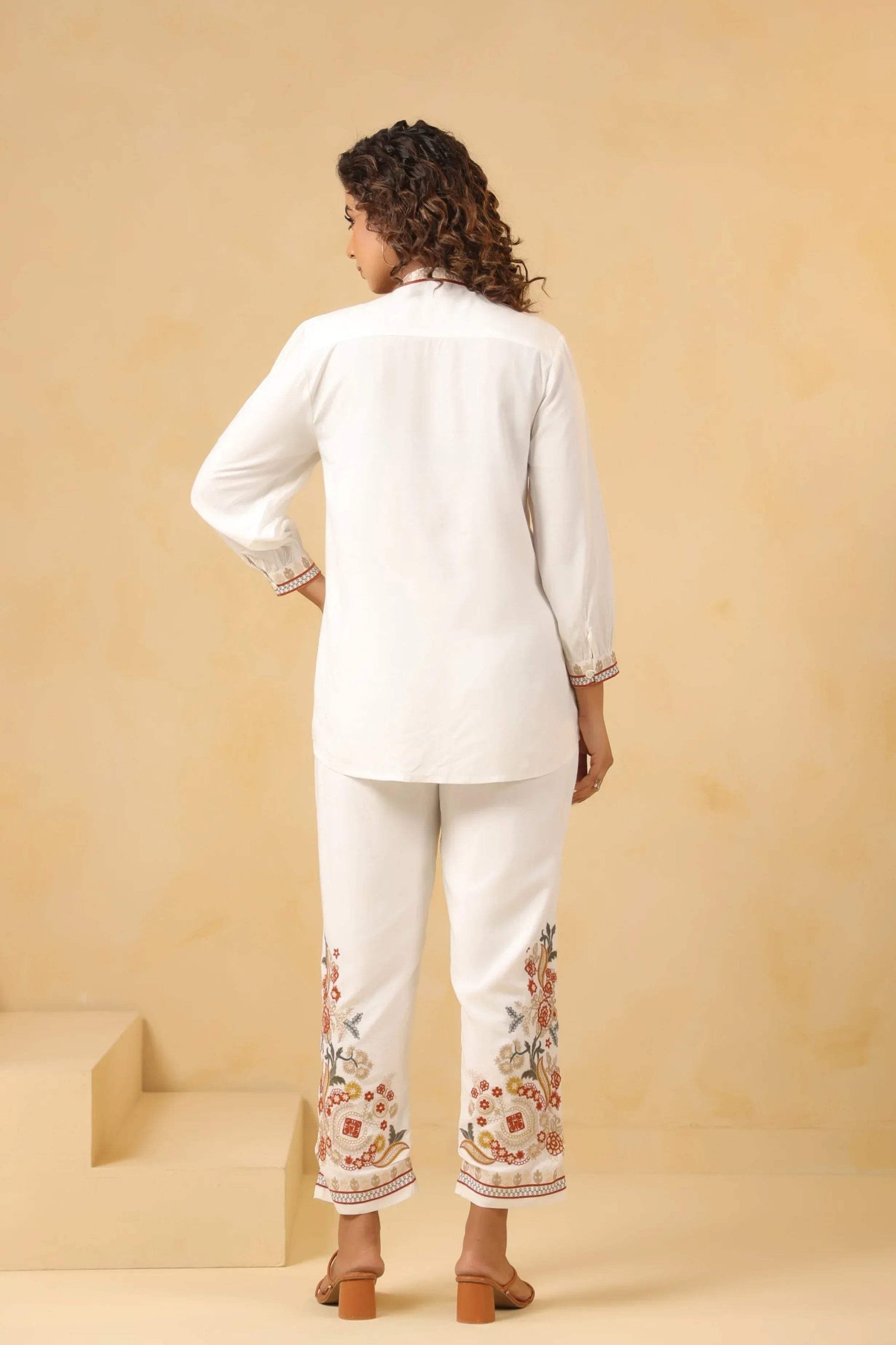 D-3236-3237BACK - Taishina