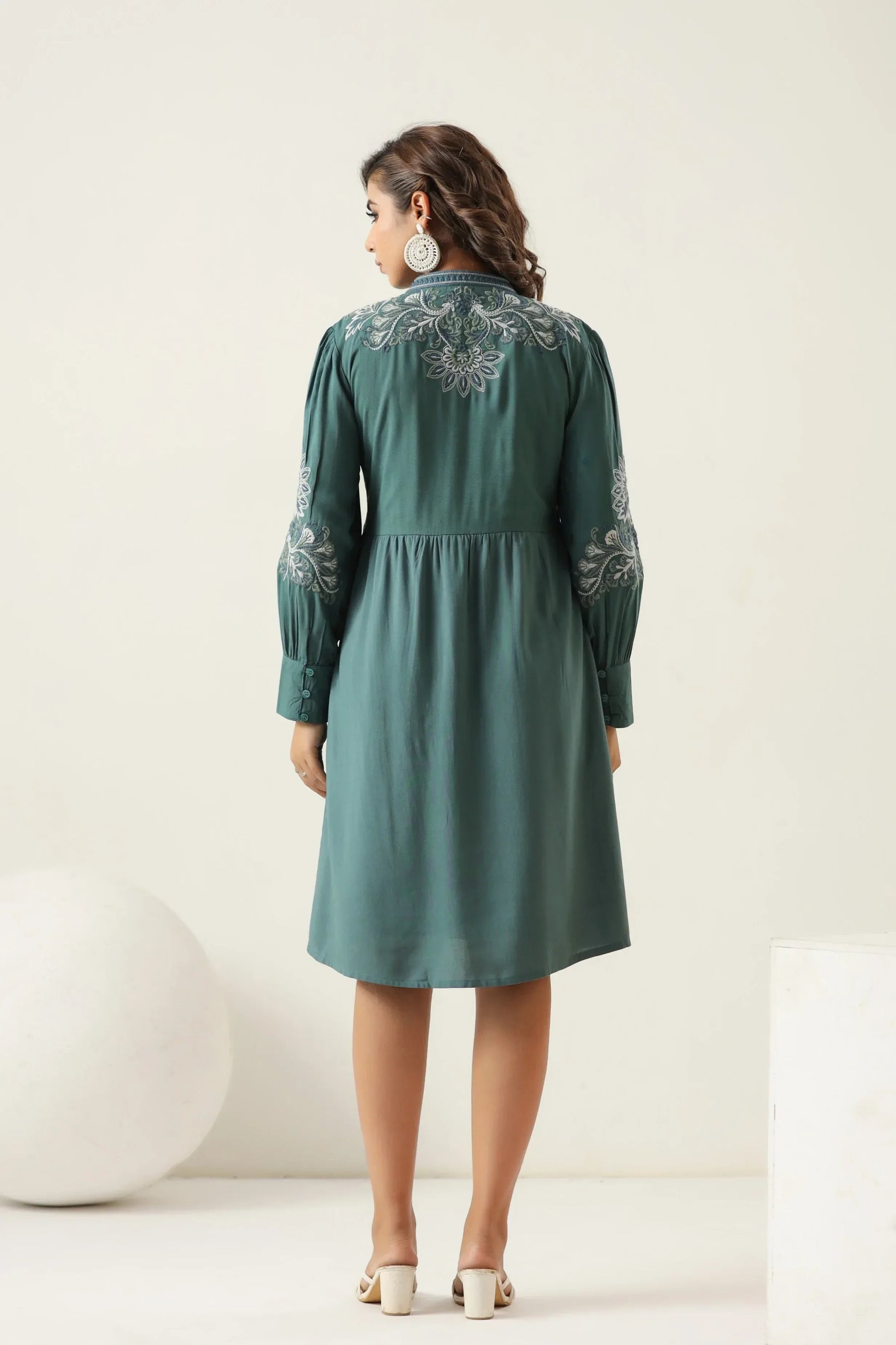 D-3264BACK - Taishina
