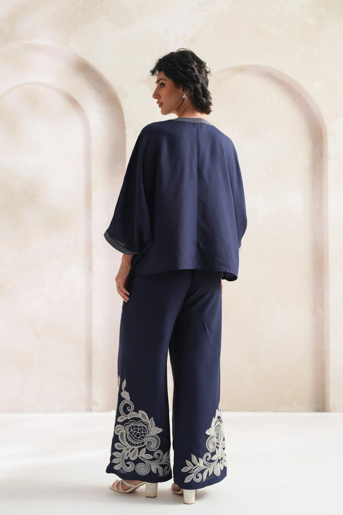 D-3294-3295_BACK - Taishina