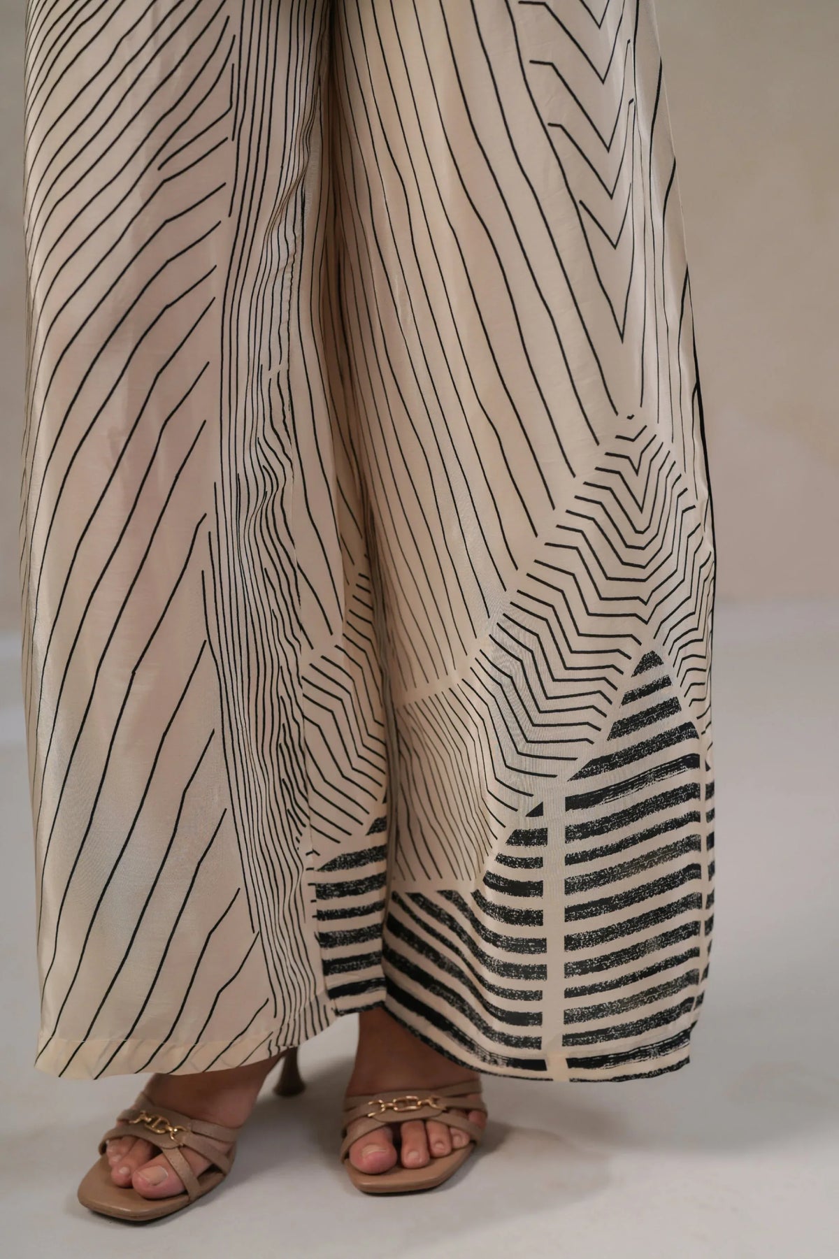 SMP03397 - Taishina