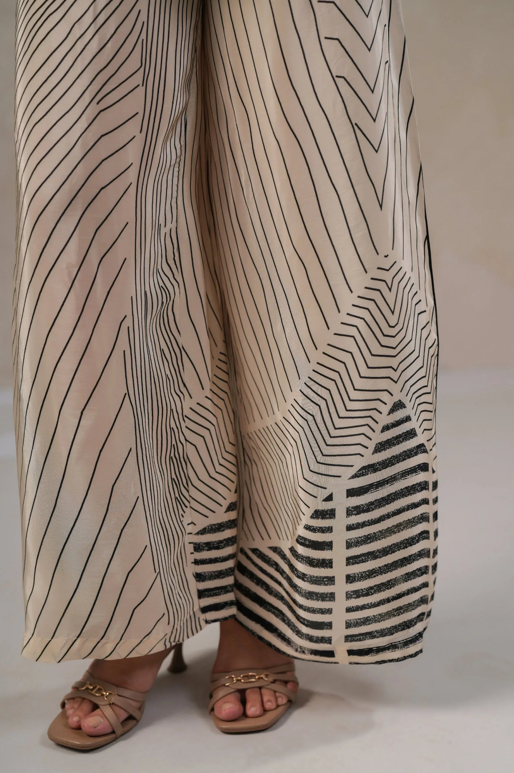 SMP03397 - Taishina