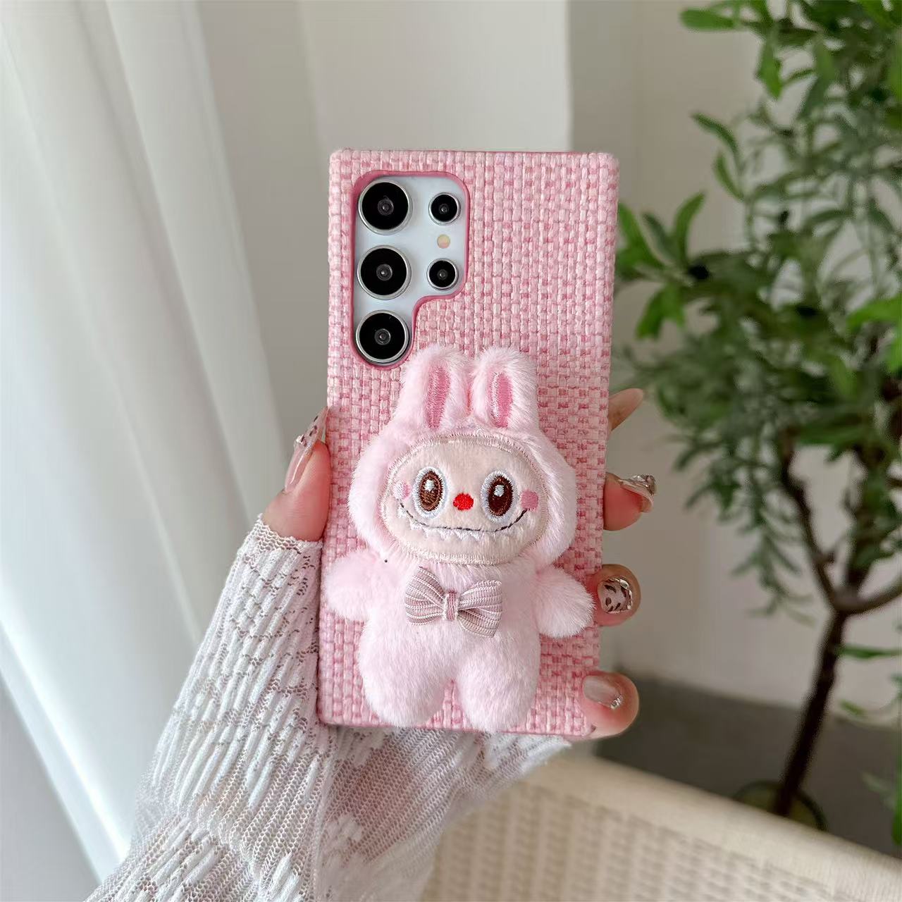 Samsung Galaxy S24 Ultra – Fluffy Friendly Case